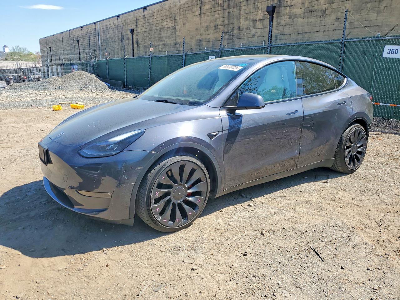 2023 Tesla Model Y Performance